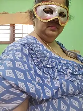 Tamil-mayasri's Live XXX Chat