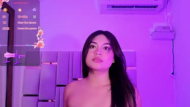 Czat XXX na żywo – Mikaela-Banes