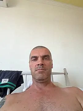 הופעת וובקאם של SIRMASTERDOMINATORXXL