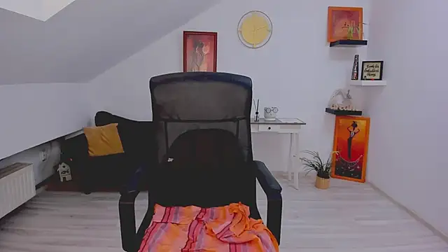 LollaGirl Chat XXX live
