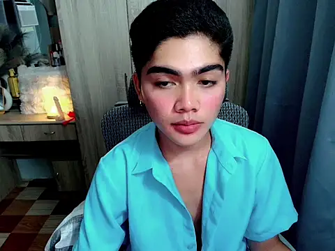 ItsKenny Chat XXX live