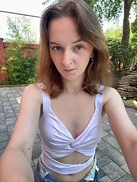 Chatroom XXX en direct de MyStella_