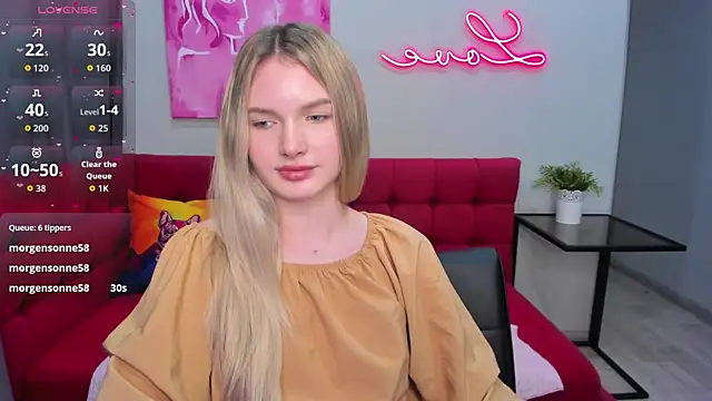 Онлайн чат XXX EvelineAmore