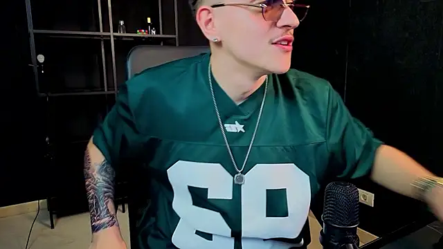 FelixStarkk Chat XXX live