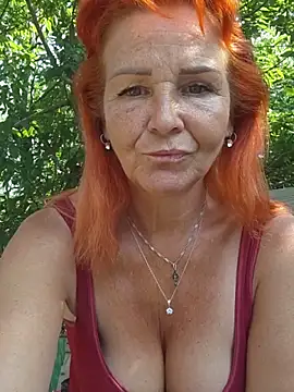 SandraCassandra Chat XXX live