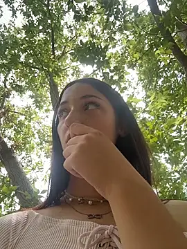 DollyTall's Live XXX Chat