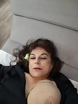 cutewoman67's Live XXX Chat