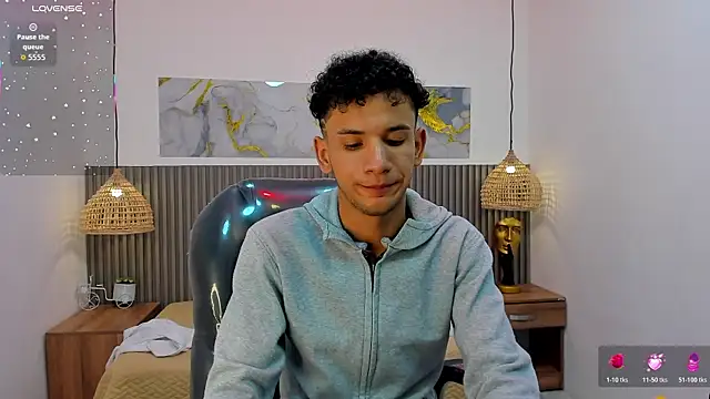 JDWhite18: απευθείας συνομιλία ΧΧΧ