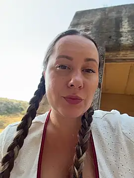 Mona_Plus: απευθείας συνομιλία ΧΧΧ