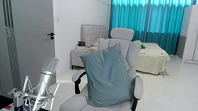 KPL-11 Live XXX Chat