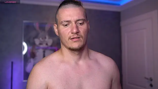 XXX chat uživo modela Alex_Wilde