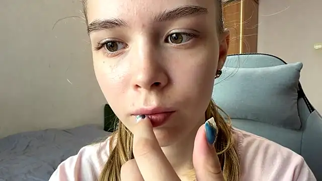 HebrewRidingn Live XXX chat