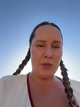 دردشة Mona_Plus الجنسية المباشرة