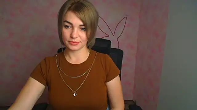 CuttieEmma – Live XXX-chat
