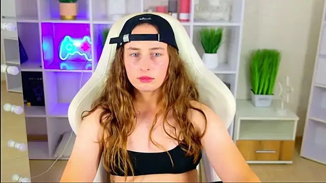Chatroom XXX en direct de NadinnL