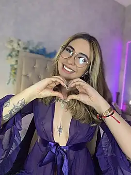 Chat +18 de nini_love01 ao vivo