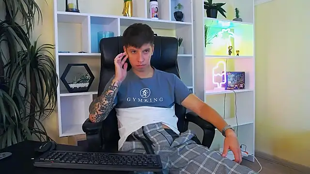 ThomasEdisonn's Live XXX Chat