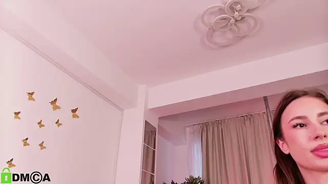 MayaSpringX XXX чат на живо
