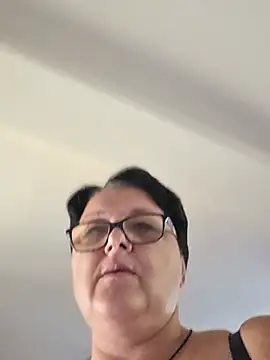 Diana_Diafan Chat XXX in diretta