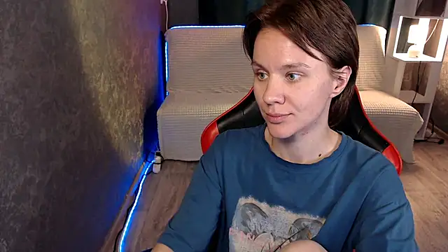 Chatroom XXX en direct de MiaBun1