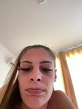 XXX chat uživo modela sweetchery999999