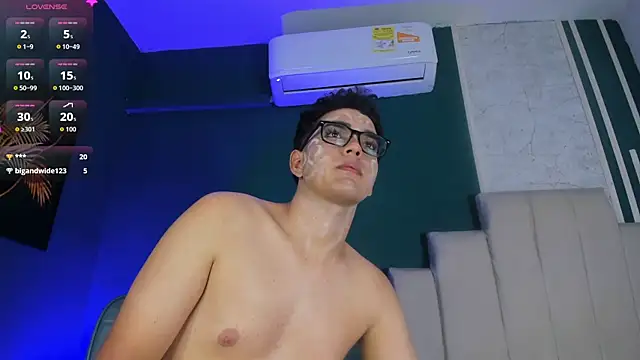 Chat +18 de Malcom_Fisher ao vivo