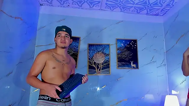 BOYS_IN_THE_EMPIRE 라이브 XXX 채팅