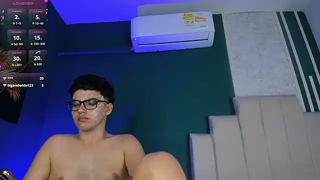 Malcom_Fisher XXX чат на живо