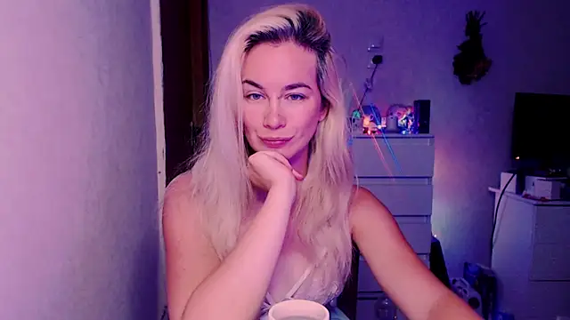 XXX chat uživo modela xxxcharismaaa