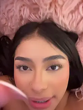 Онлайн чат XXX PippiCharmXXX