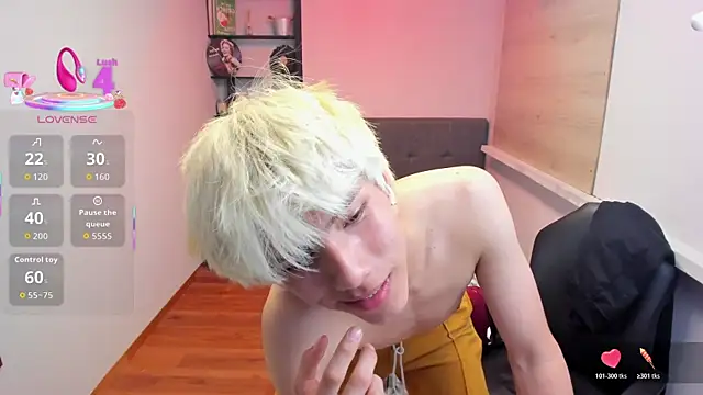 XXX chat uživo modela Stich_23