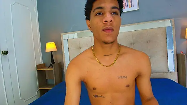 Chatroom XXX en direct de _Thiago12