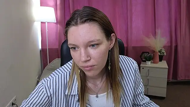 Živý XXX chat ElainaMoras