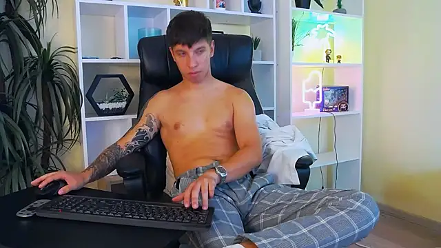 XXX chat uživo modela ThomasEdisonn