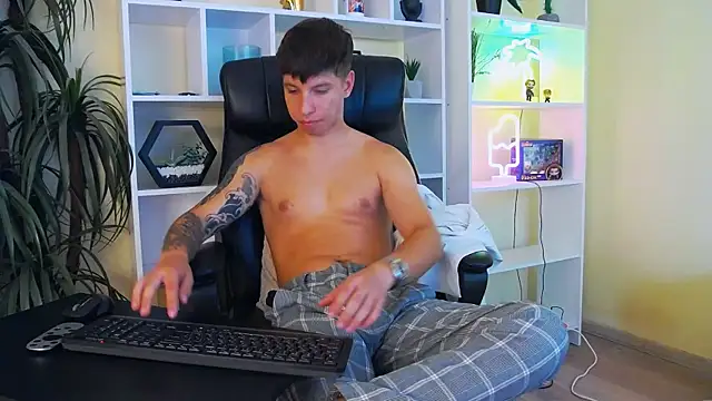 Chat +18 de ThomasEdisonn ao vivo