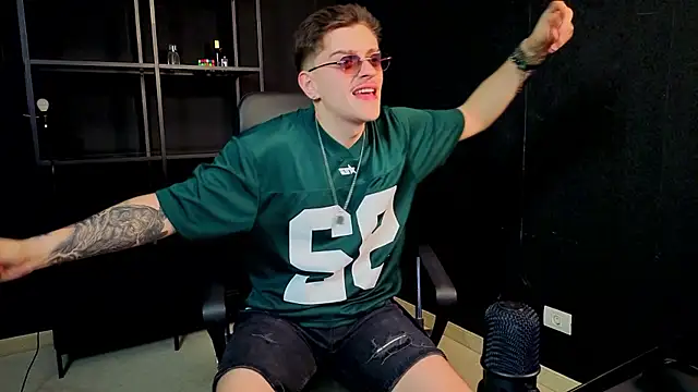 FelixStarkk – Live XXX-chat