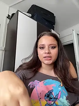BellaVibesweet's Live XXX Chat