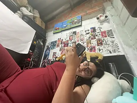 violeta_818 XXX чат на живо