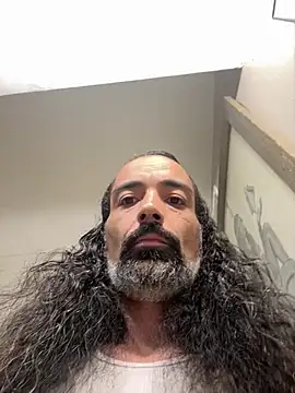 Bigdickchris314: διαδικτυακό σόου στην κάμερα