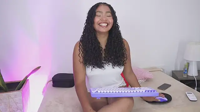 Anais_aradia's Live XXX Chat