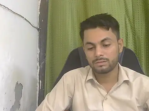 Stubborndesiboy Chat XXX in diretta