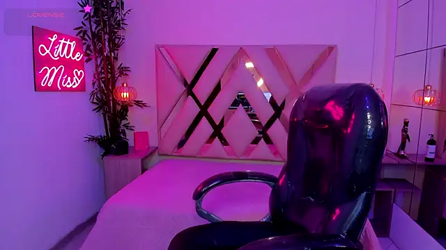 Anyelo_Twink Live XXX Chat