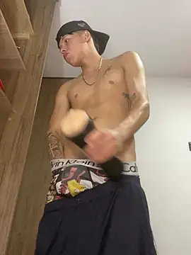 yoskingg Live XXX Chat