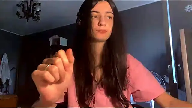 MindaHallmon's Live XXX Chat