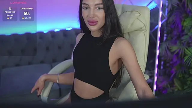 JasminBee's Live XXX Chat