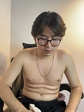 _Tommy_7 Chat XXX in diretta