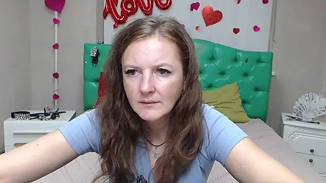 MeganPirs live XXX chat