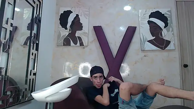 Chat XXX ao vivo de GOLDEN_BOSS