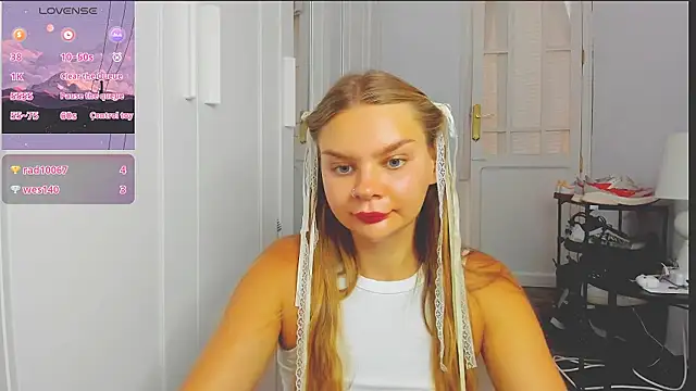 Molly_sweetie: απευθείας συνομιλία ΧΧΧ