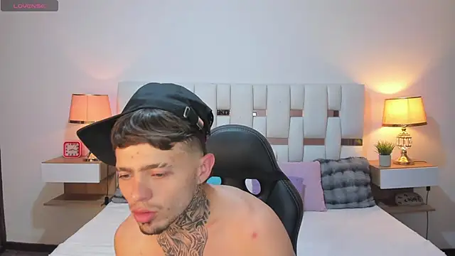 Zeus_damian21 XXX чат на живо